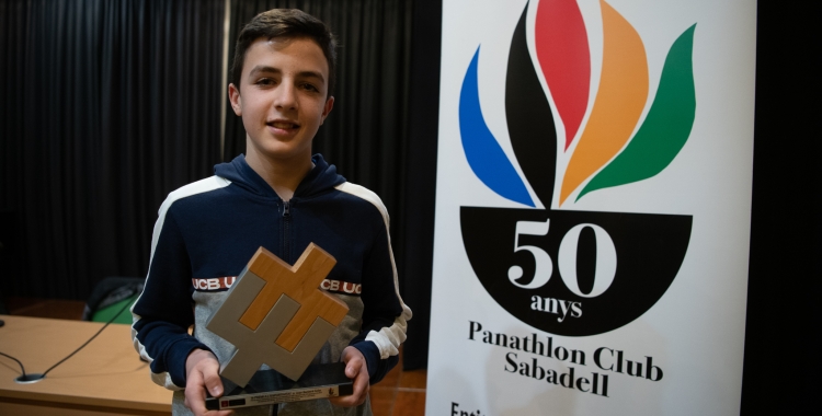 Joan Barberà Soler, amb el premi | Roger Benet